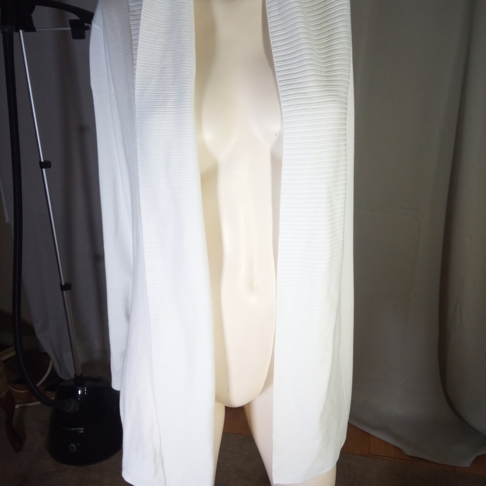 Elegant White Cardigan